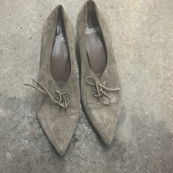 Furla pointy toe kitten heels suede shoes - Picture 2 of 6